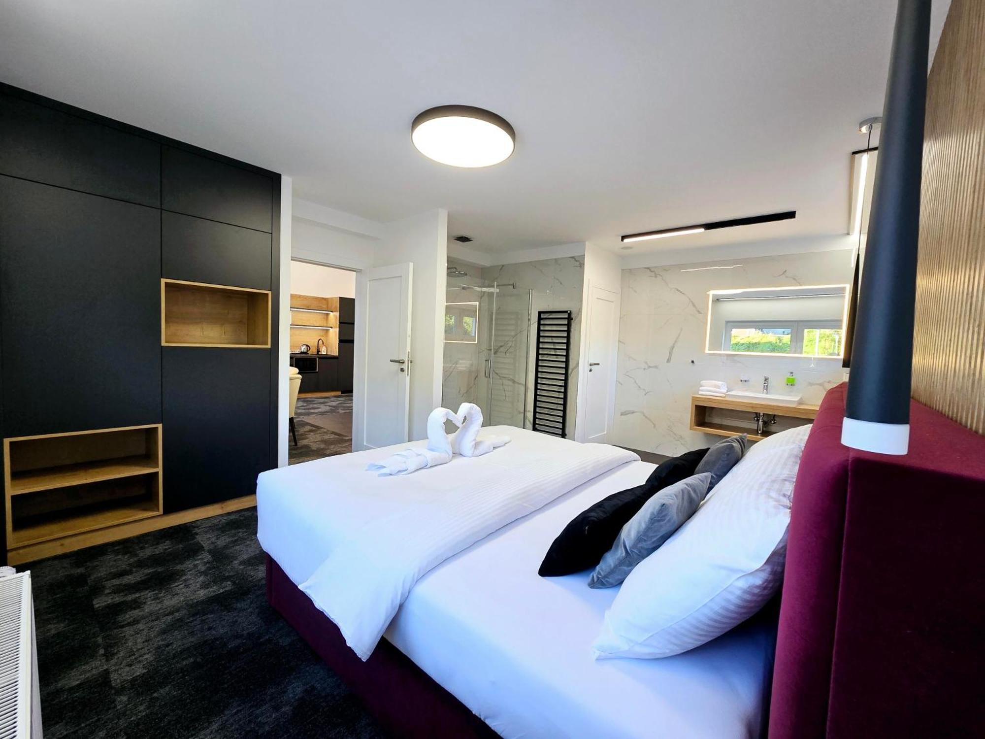 Hotel Salon Missen Trenczyńskie Cieplice Zewnętrze zdjęcie